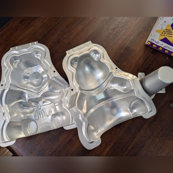 Wilton Winnie The Pooh Stand-Up Cake Pan Vintage - Picture 2 of 11